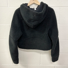 Load image into Gallery viewer, Lulu Lemon Sweatshirt Size Extra Small
