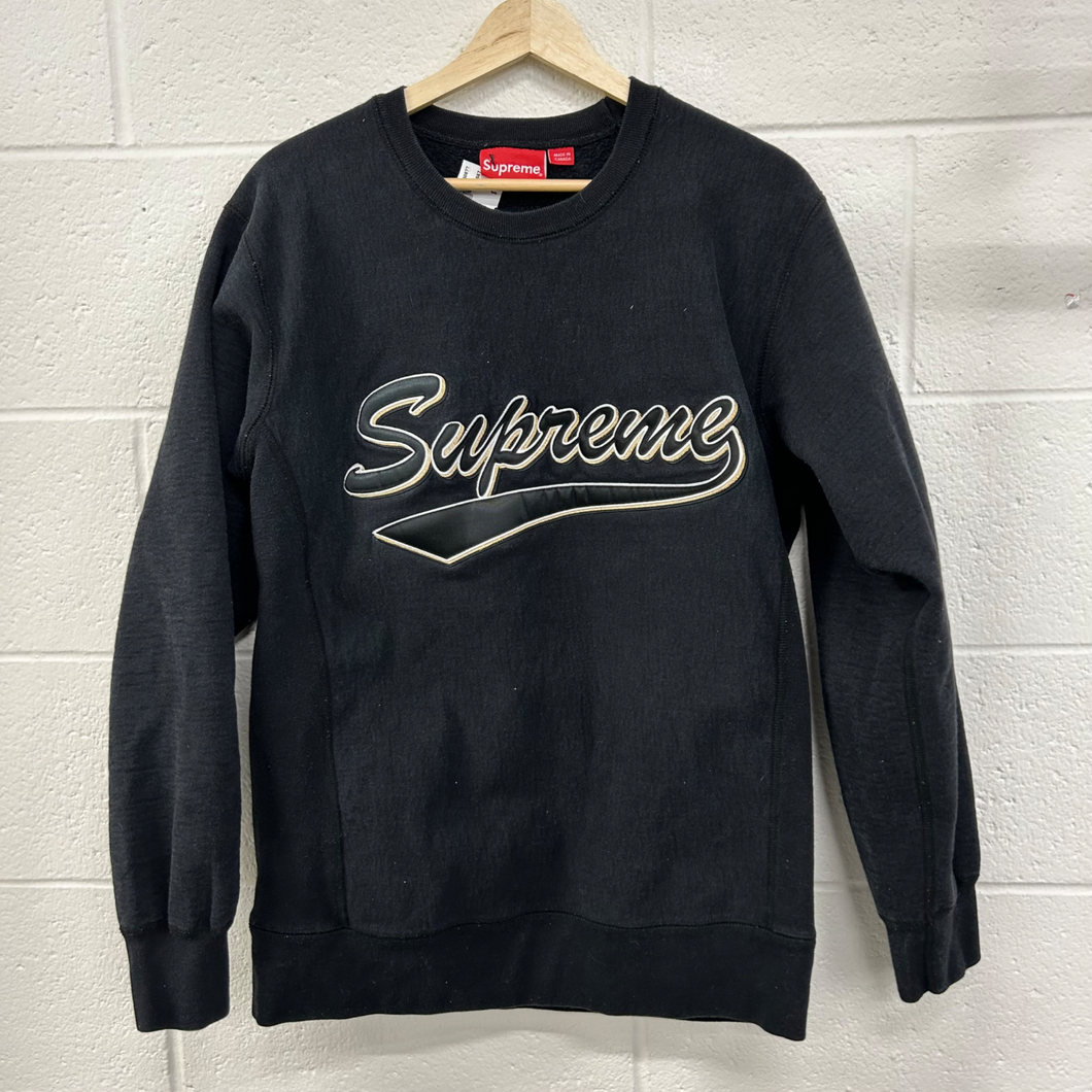Supreme Sweatshirt Size Medium