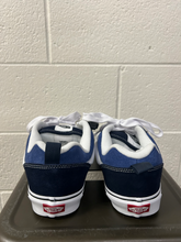 Load image into Gallery viewer, Vans Casual Shoes Mens 11
