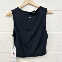 Load image into Gallery viewer, Alo Athletic Top Size Small
