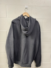 Load image into Gallery viewer, Comfrt Sweatshirt Size Extra Large
