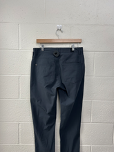 Load image into Gallery viewer, Vuori Athletic Pants Size Large
