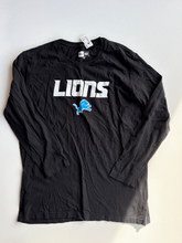 Load image into Gallery viewer, New Era Long Sleeve Top Size XXL
