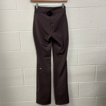 Load image into Gallery viewer, Alo Athletic Pants Extra Extra Small
