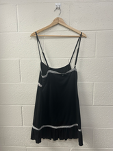 Load image into Gallery viewer, Edikted Dress Size Extra Large
