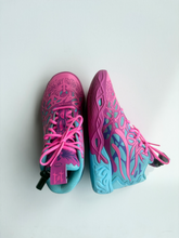 Load image into Gallery viewer, Puma Womens Athletic Shoes Womens 6.5
