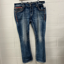 Load image into Gallery viewer, Rock Revival Denim Size 38
