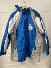 Load image into Gallery viewer, Heavy Outerwear Size Medium
