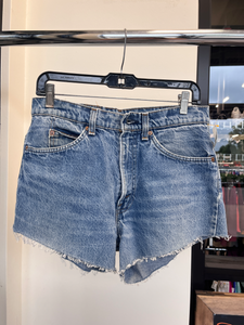 Levi Shorts Size Medium