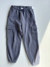 Load image into Gallery viewer, Aritzia Pants Size Extra Small
