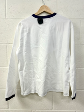 Load image into Gallery viewer, Long Sleeve Top Size Small
