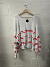 Load image into Gallery viewer, Aerie Sweater Size Extra Large
