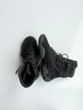 Load image into Gallery viewer, Adidas Yeezy Boots Mens 8
