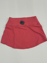 Load image into Gallery viewer, Vuori Athletic Shorts Size Small
