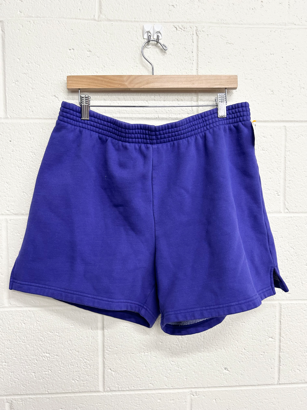 Tna Shorts Size Extra Large