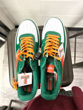 Load image into Gallery viewer, Mens Athletic Shoes Mens 13
