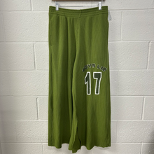 Load image into Gallery viewer, Pants Size Large
