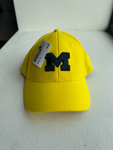 Load image into Gallery viewer, Hat
