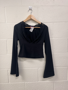 Edikted Long Sleeve Top Size Medium