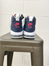 Load image into Gallery viewer, Nike Casual Shoes Mens 7.5
