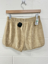 Load image into Gallery viewer, Fear Of God Essentials Shorts Size Medium
