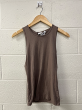 Load image into Gallery viewer, Tna Tank Top Size Small
