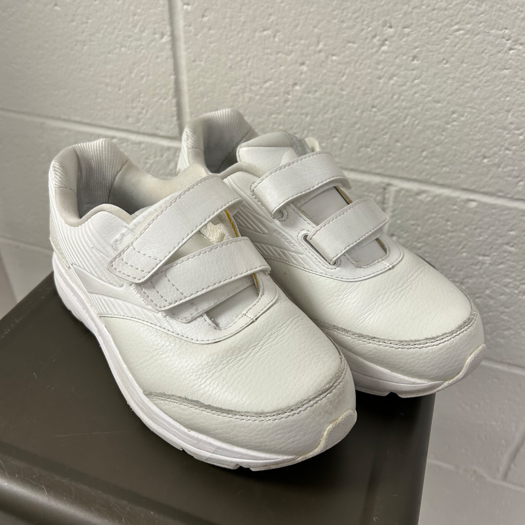 Brooks Casual Shoes Womens 7.5