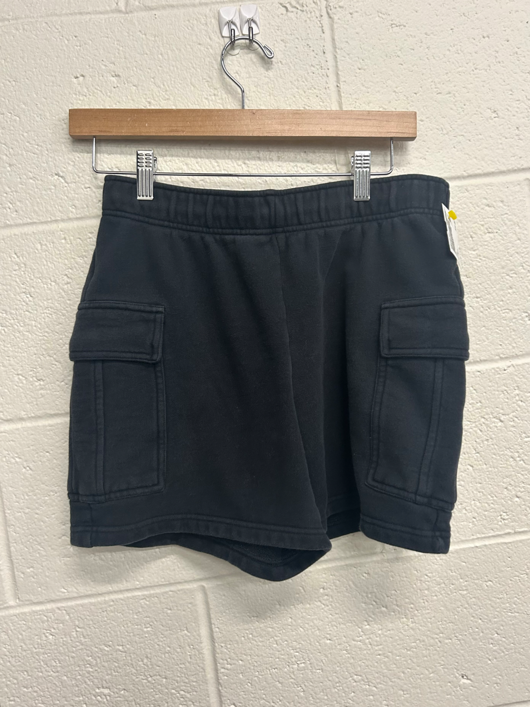 Tna Shorts Size Small