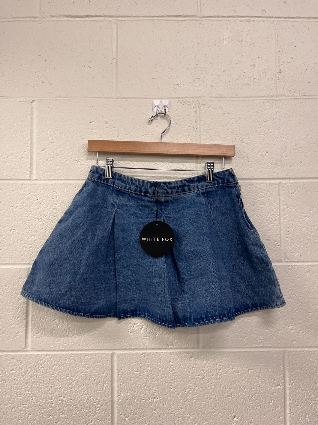 White Fox Short Skirt Size Small