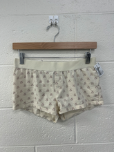 Load image into Gallery viewer, Cotton On Shorts Size Medium
