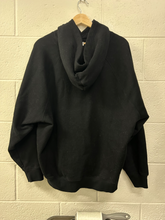Load image into Gallery viewer, Aritzia Sweatshirt Size Large
