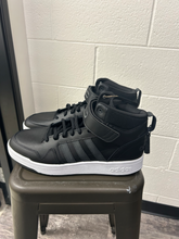 Load image into Gallery viewer, Adidas Mens Athletic Shoes Mens 13
