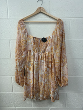 Load image into Gallery viewer, Lulus Dress Size Large
