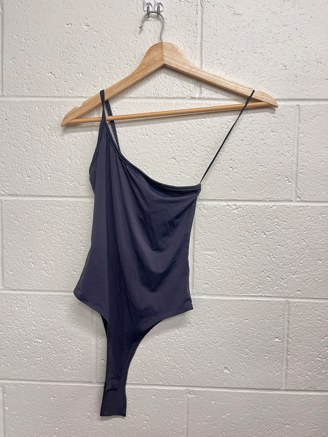 Princess Polly Tank Top Size Small