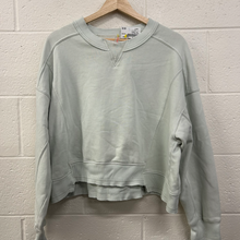 Load image into Gallery viewer, Free People Sweatshirt Size Medium
