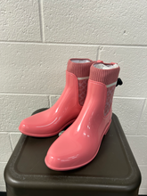 Load image into Gallery viewer, Coach Boots Womens 7
