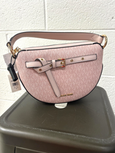 Load image into Gallery viewer, Michael Kors Purse
