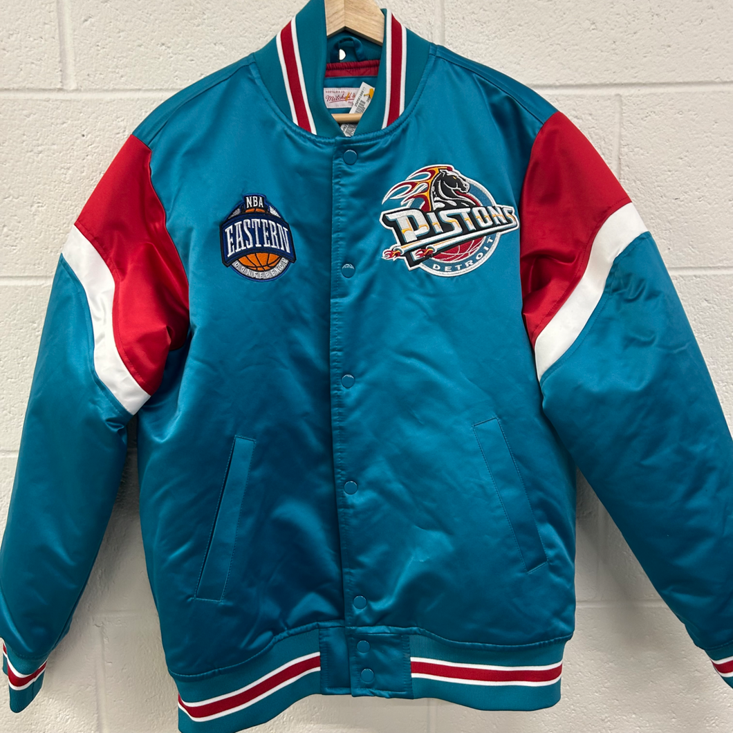 Mitchell & Ness Outerwear Size Medium