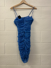 Load image into Gallery viewer, Dress Size Small
