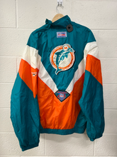 Load image into Gallery viewer, Reebok Mens Fan Apparel Size XXL
