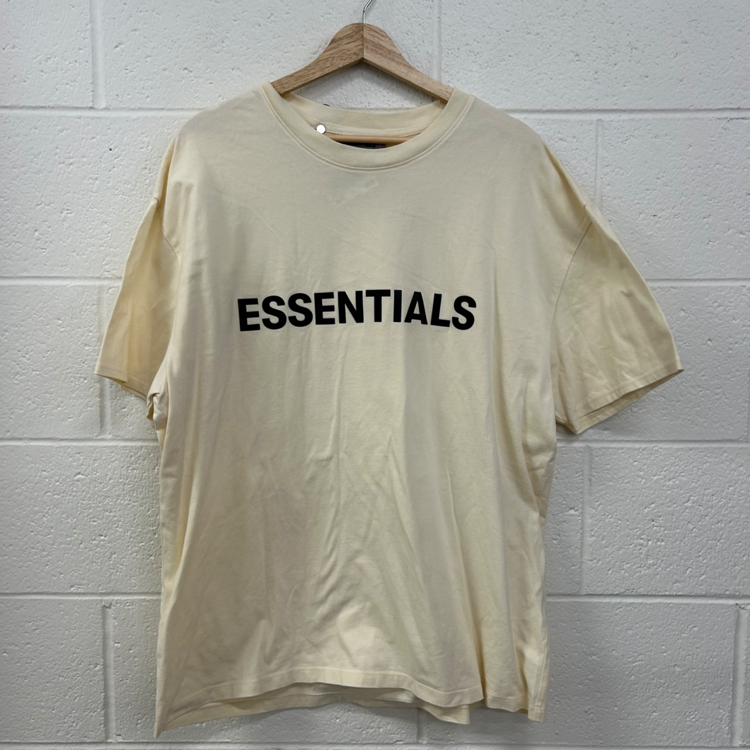 Fear Of God Essentials T-shirt Size Medium
