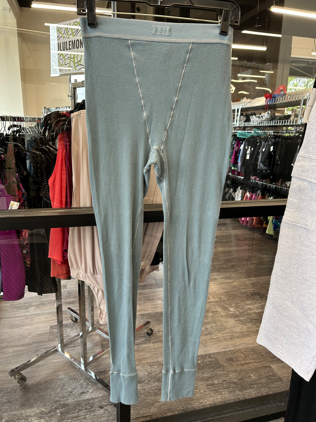 Skims Pants Size Medium