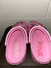 Load image into Gallery viewer, Crocs Sandals Womens 8
