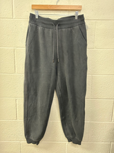 Load image into Gallery viewer, Lululemon Athletic Pants Size 9/10 (30)
