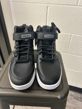 Load image into Gallery viewer, Adidas Mens Athletic Shoes Mens 13
