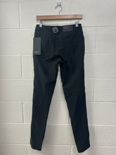 Load image into Gallery viewer, Lululemon Athletic Pants Size Extra Small
